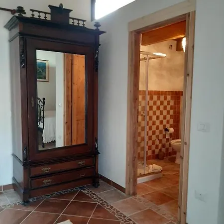 L'amaca Della Felicita فندق مبيت وإفطار 3*